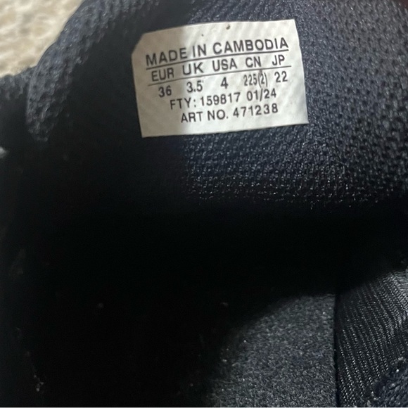 Salomon Speedcross Kids Shoes - Blue and Black - Picture 5 of 5